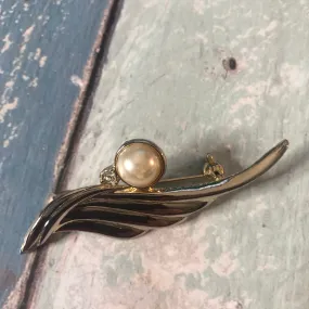 Art Deco Brooch Pin Faux Pearl and Rhinestone